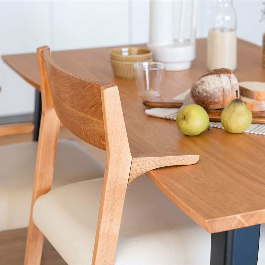 ダイニングチェア VINKA（ヴィンカ）