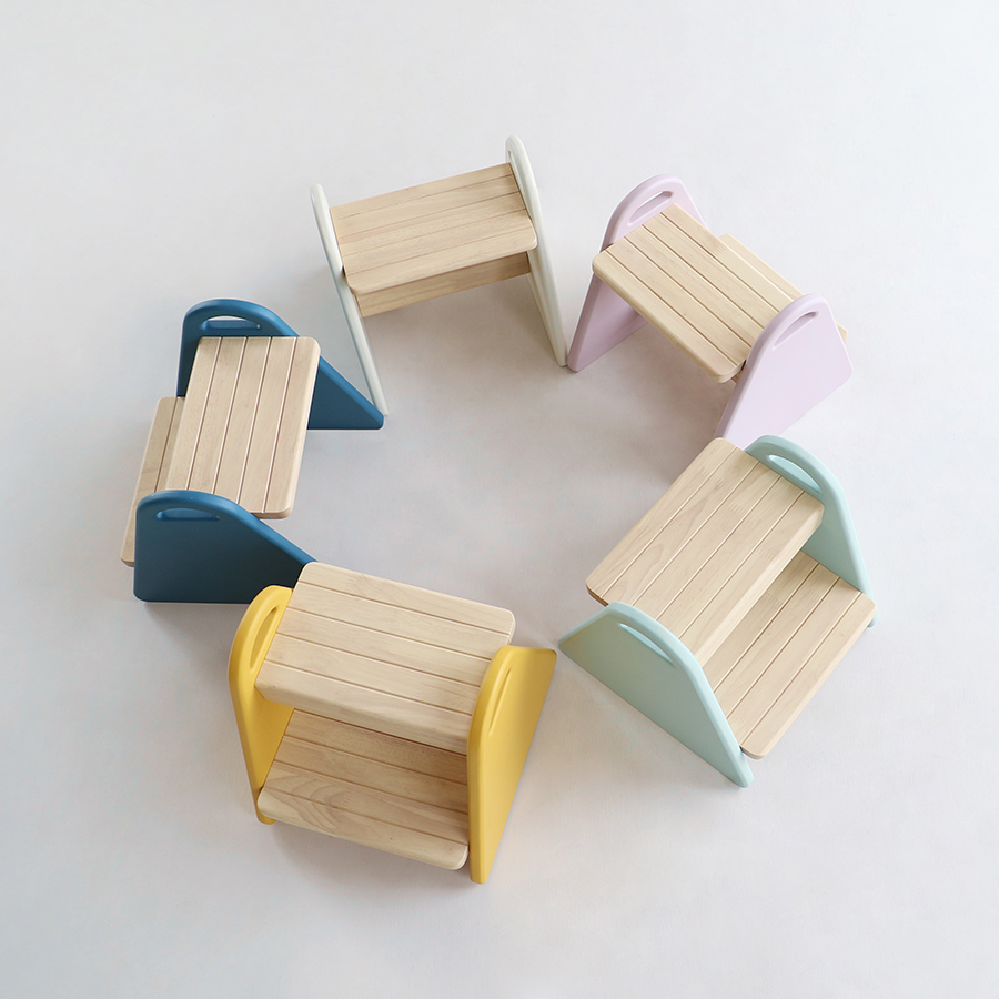 ※左にあるカラー（クラシックブルー）は廃盤色となります。