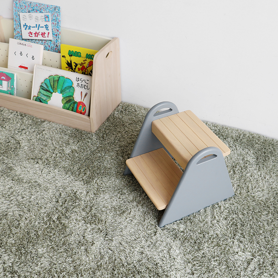 ストームグレー