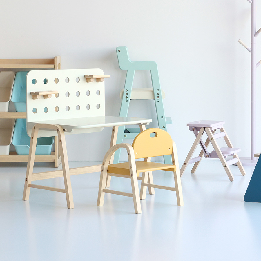 マスタードイエロー