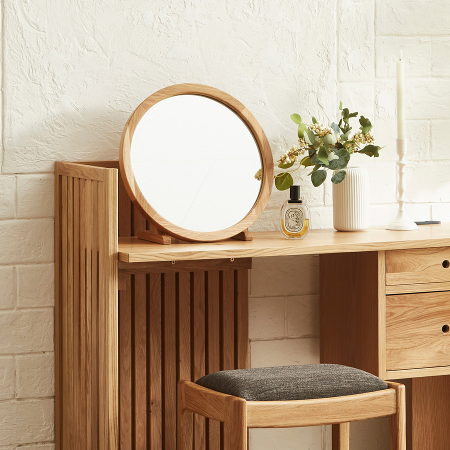 自立できるため安心感があり、配置の自由度も高いです