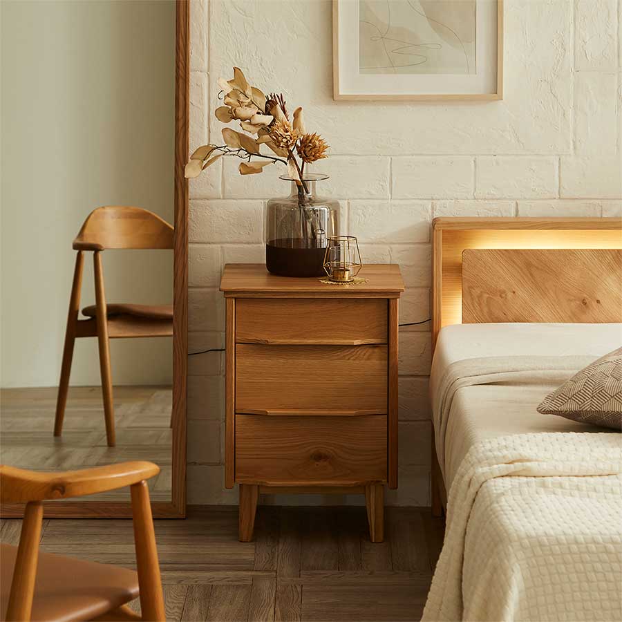 天然木の温かみとナチュラルな表情が楽しめます