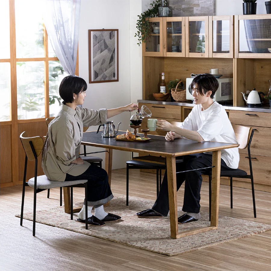 イロロ ダイニングテーブル O脚タイプ
