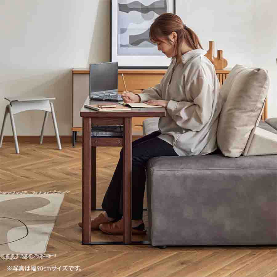 ソファの下に差し込める すり足プレート