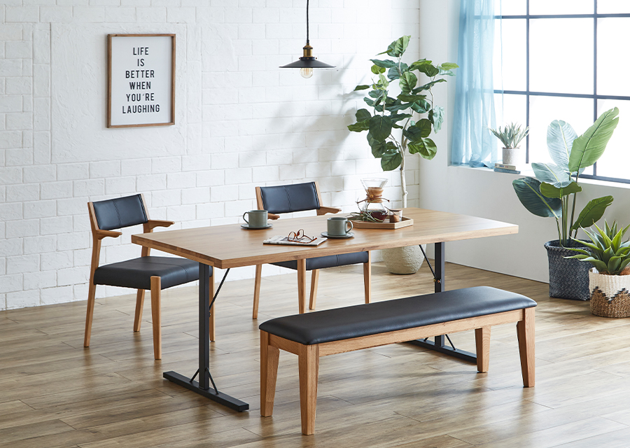 アイロスジャパン ダイニングテーブル Leap（オーク無垢天板）