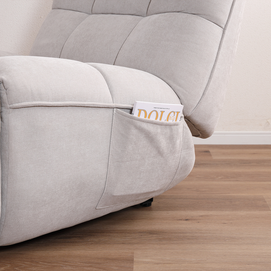 ソファ座面の左側に収納ポケット