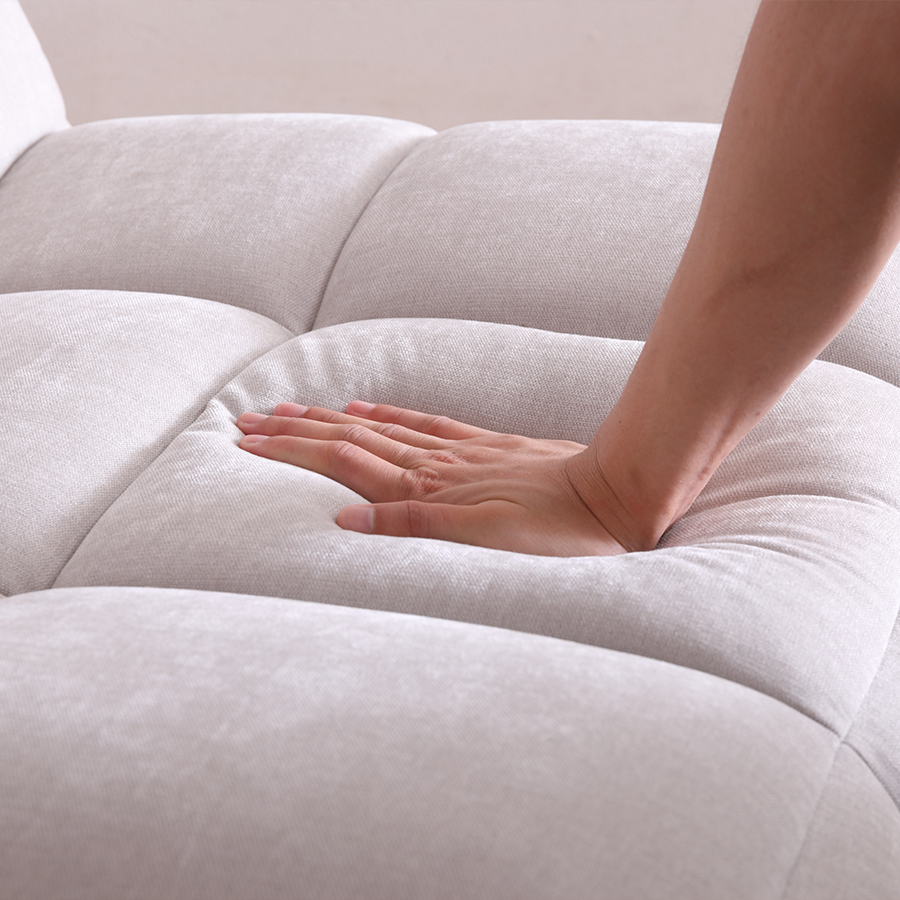 耐久性に優れた張地