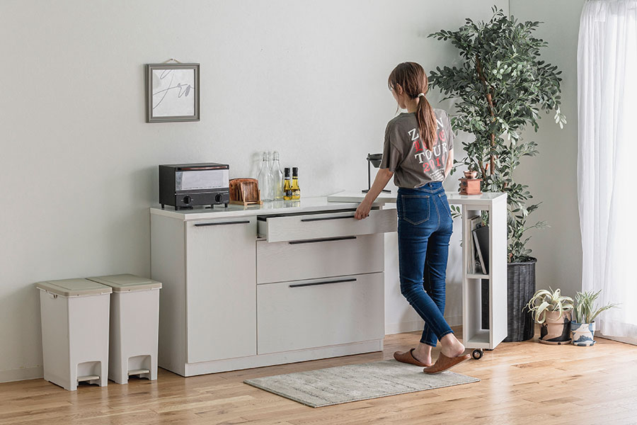 マミー 伸縮カウンター／内田工芸